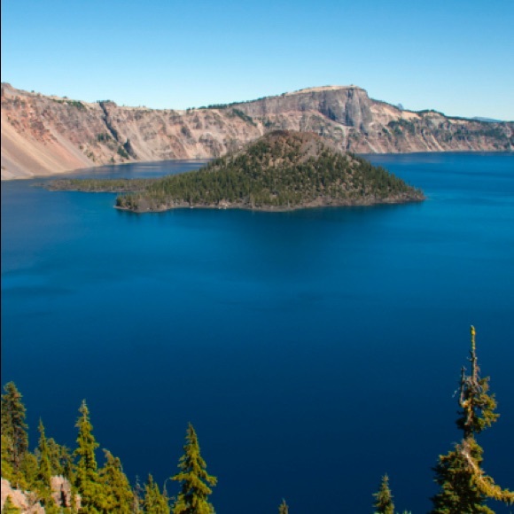 Meet your Posher, amira78, Posh Ambassador - Picture 1 of 1